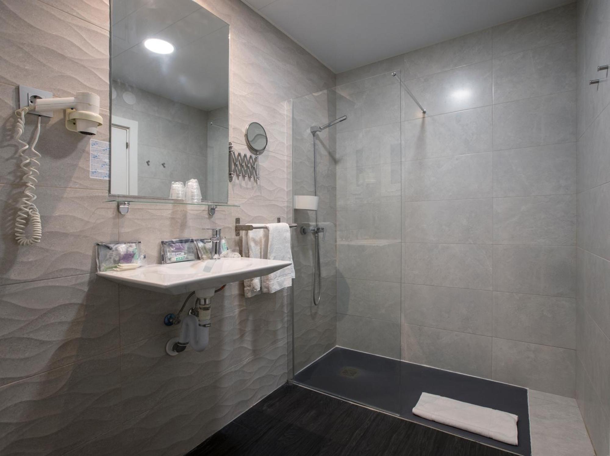 Cuatro Naciones Hotel Barcelona